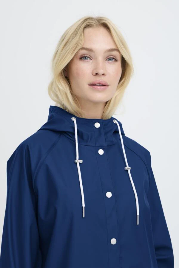 AVAN 9 Short Raincoat in Bright Blue - Image 4