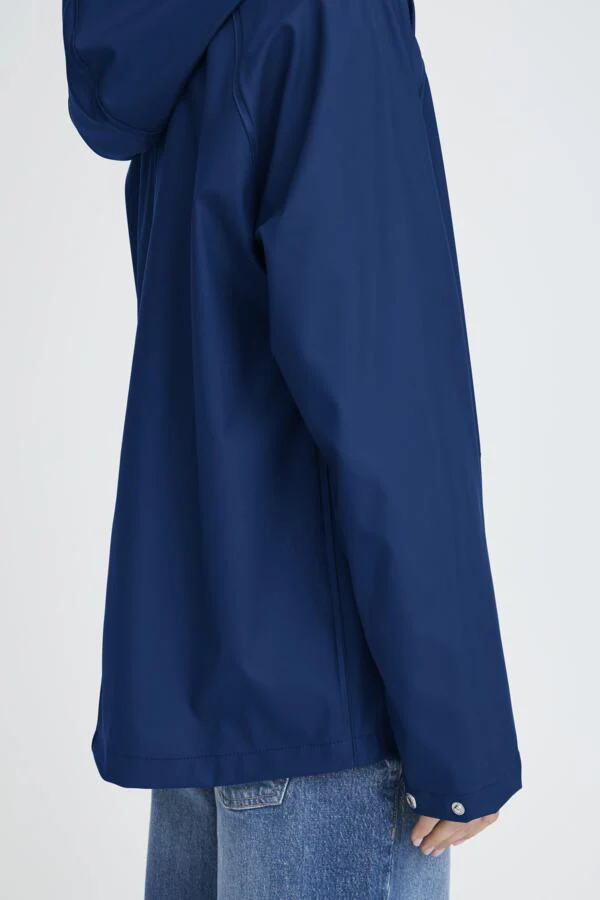 AVAN 9 Short Raincoat in Bright Blue - Image 5