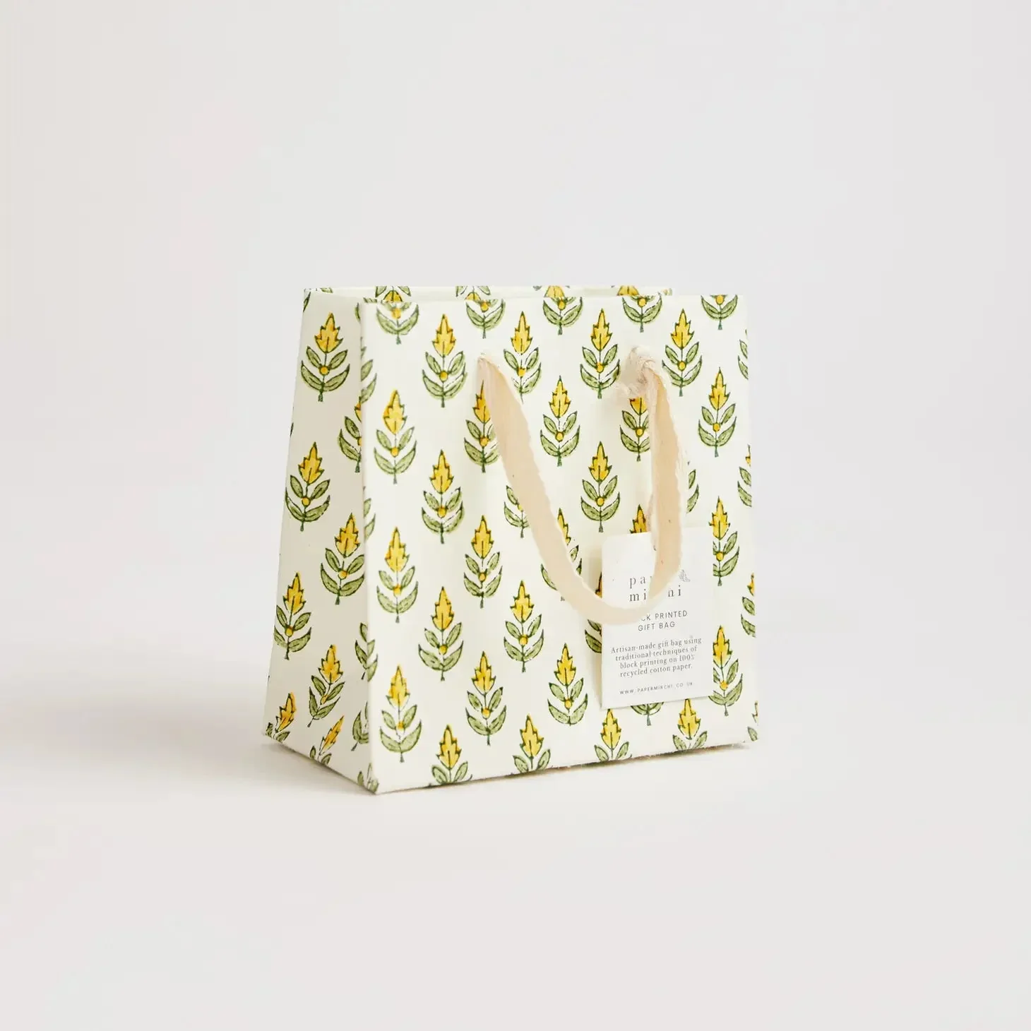 Paper Mirchi Sustainable Luxe Gift Bag in Yellow Florals- Small - Image 3