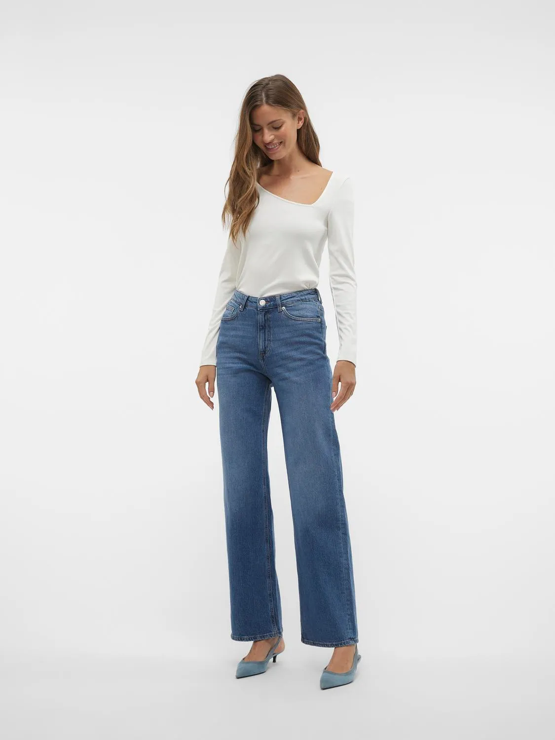 TESSA High Rise Wide Leg Jeans in Classic Mid Blue Denim - Image 4